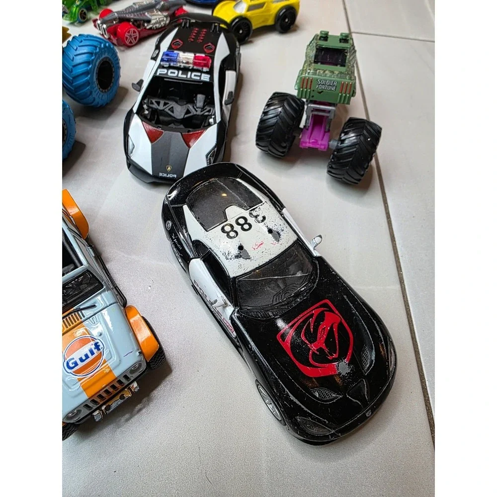 Mixed Toy Car Lot Hot Wheels Monster Jam Batmobile Audi R8 Gulf Police 10pc‎ A3